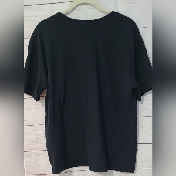 Euc Barbie spellout graphic tshirt size M - Picture 5 of 6